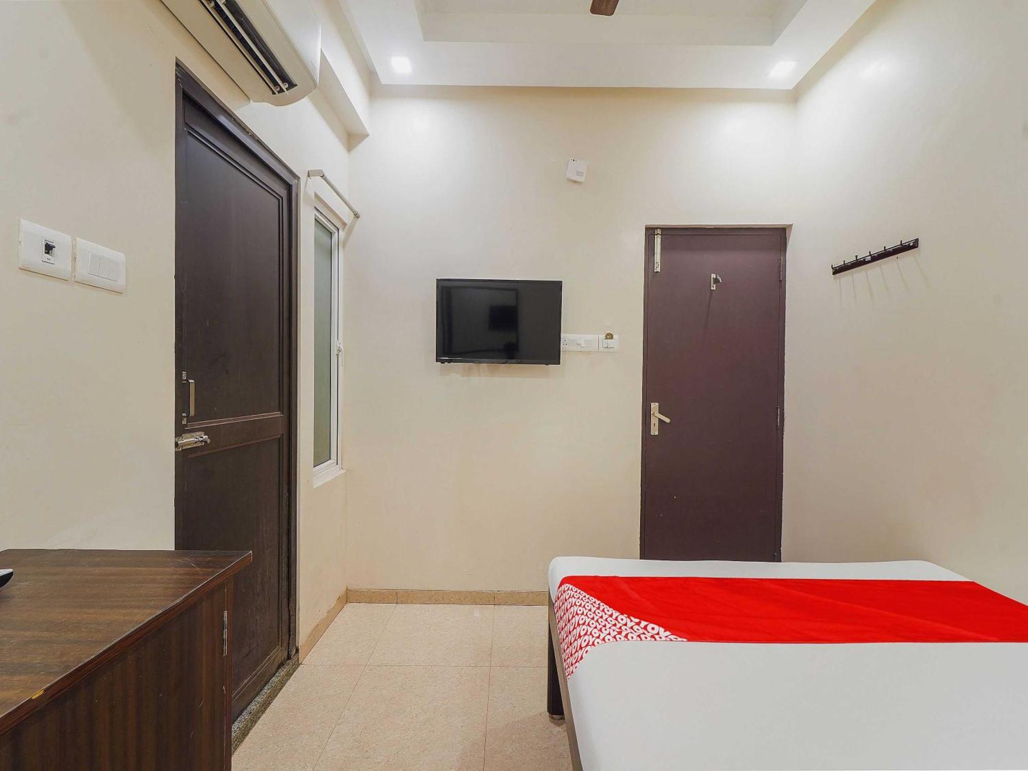 Hotel O Saravana'S Park Chennai Bagian luar foto