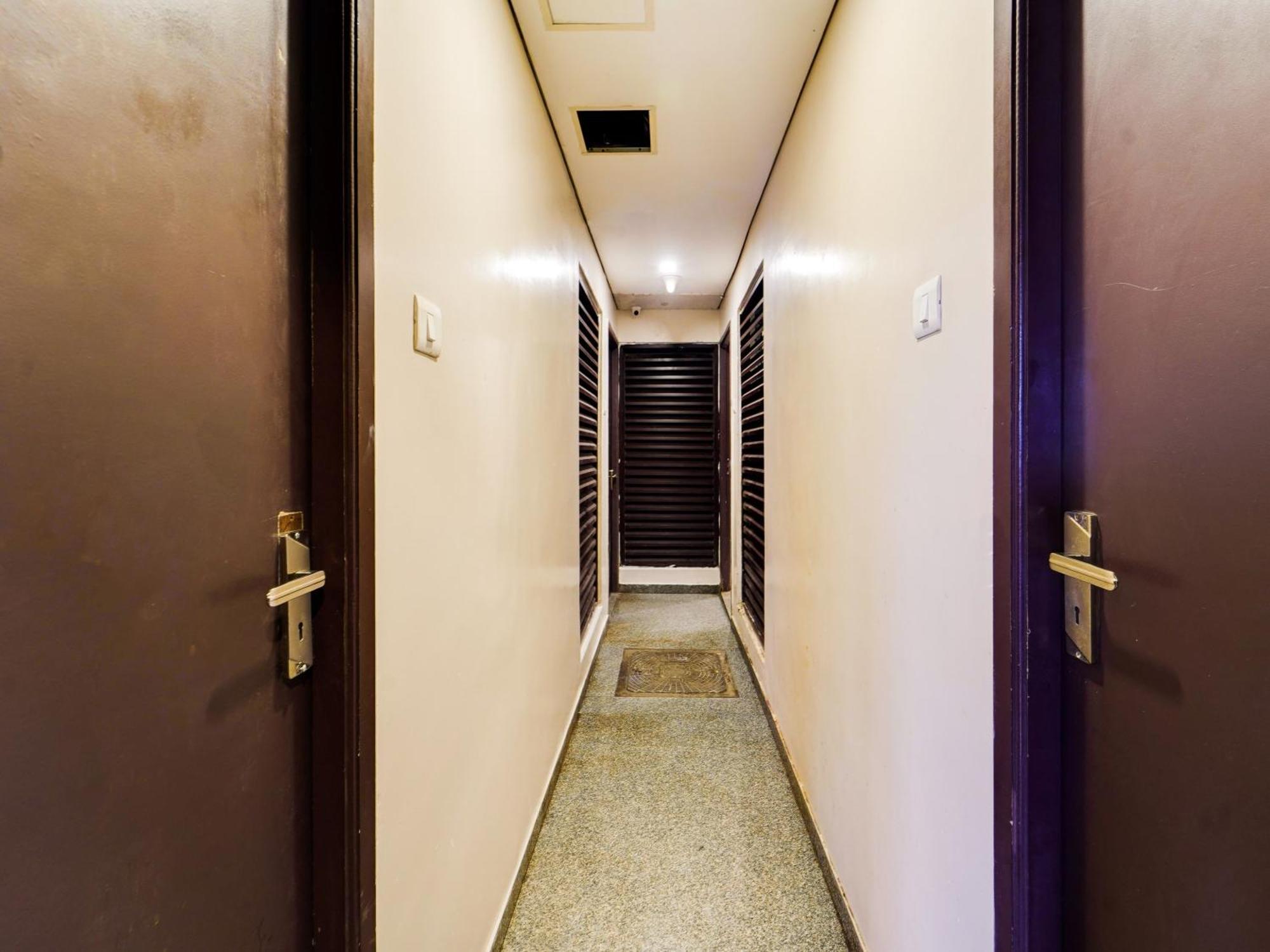Hotel O Saravana'S Park Chennai Bagian luar foto