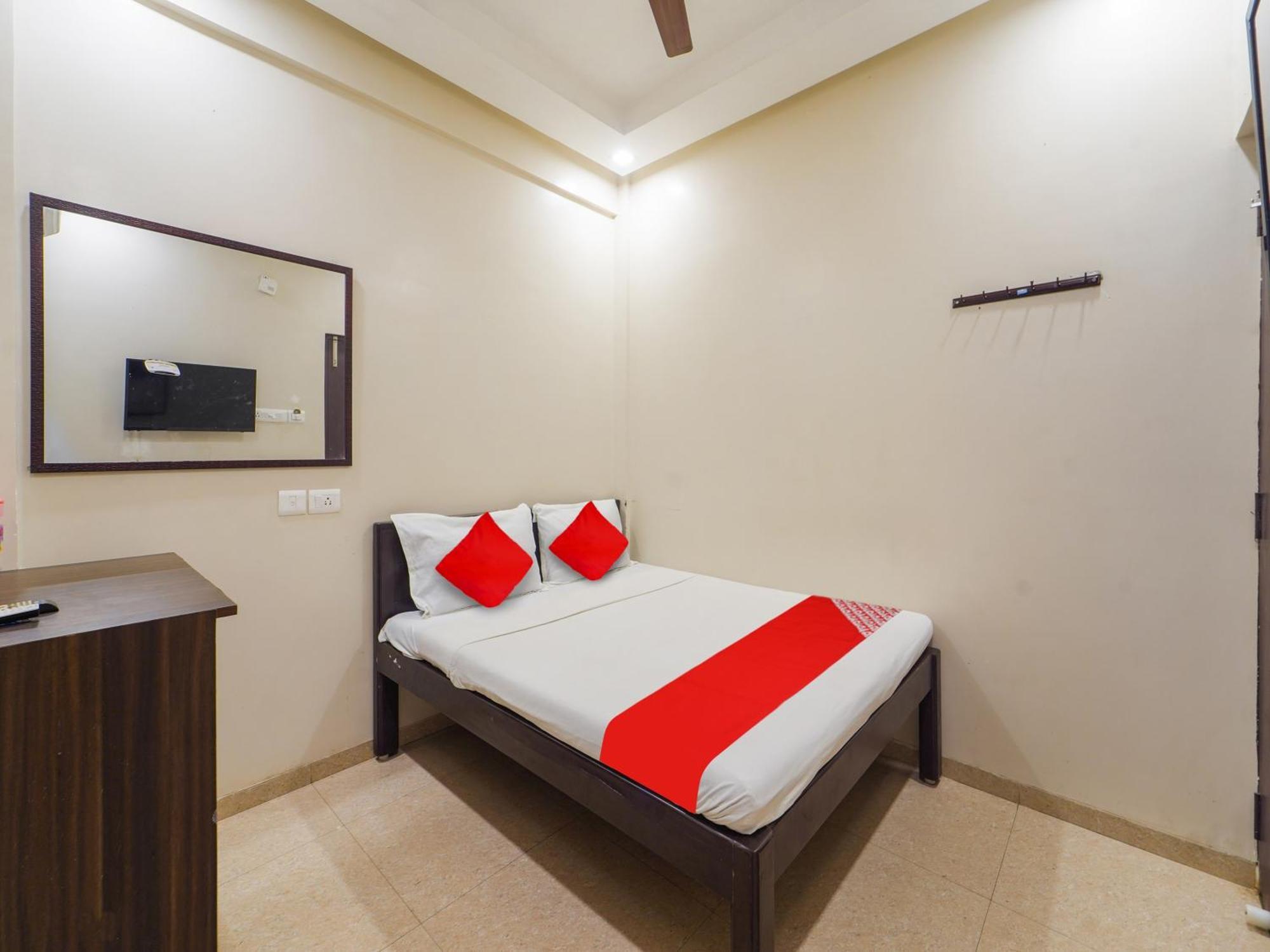 Hotel O Saravana'S Park Chennai Bagian luar foto
