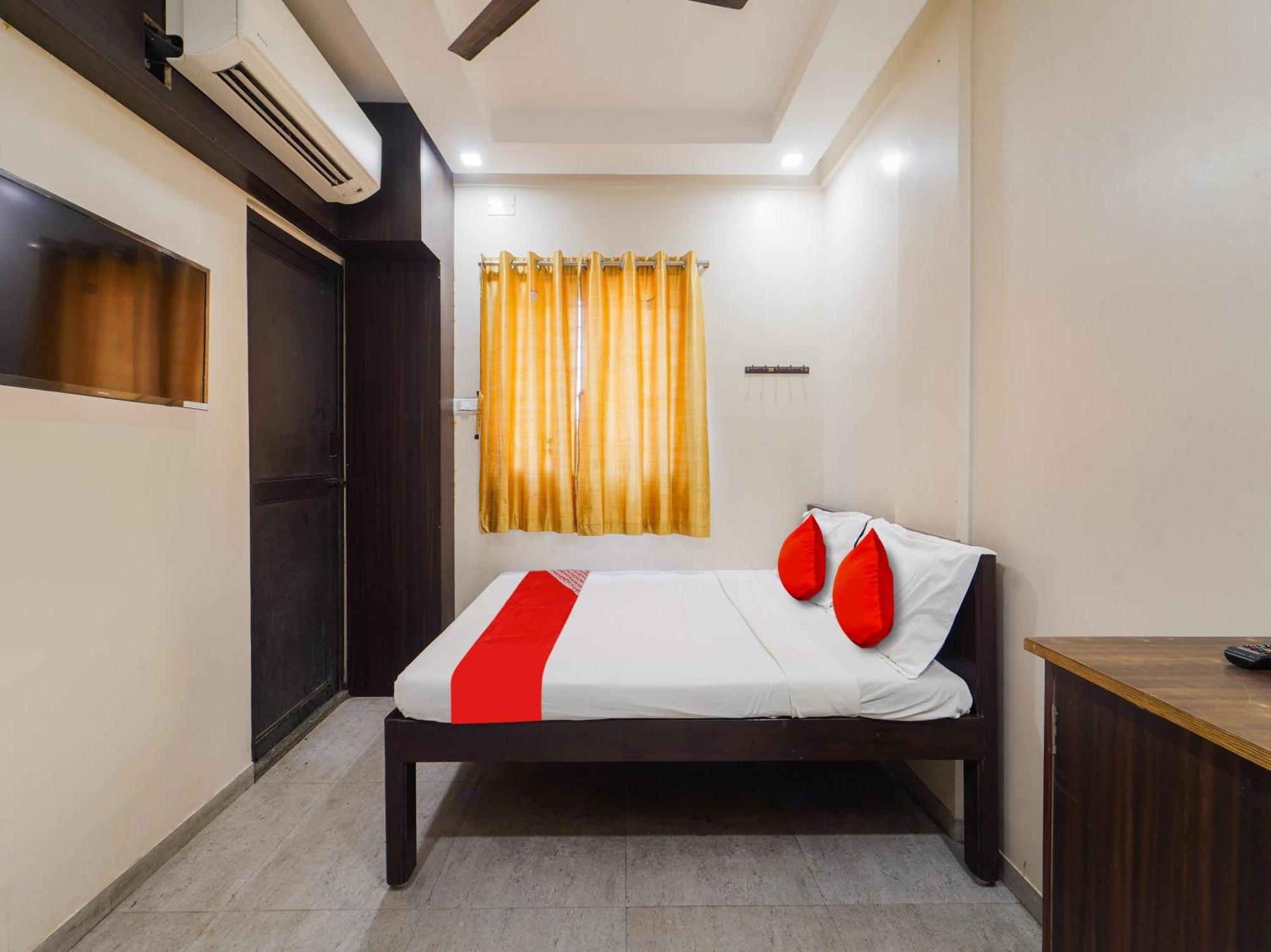 Hotel O Saravana'S Park Chennai Bagian luar foto