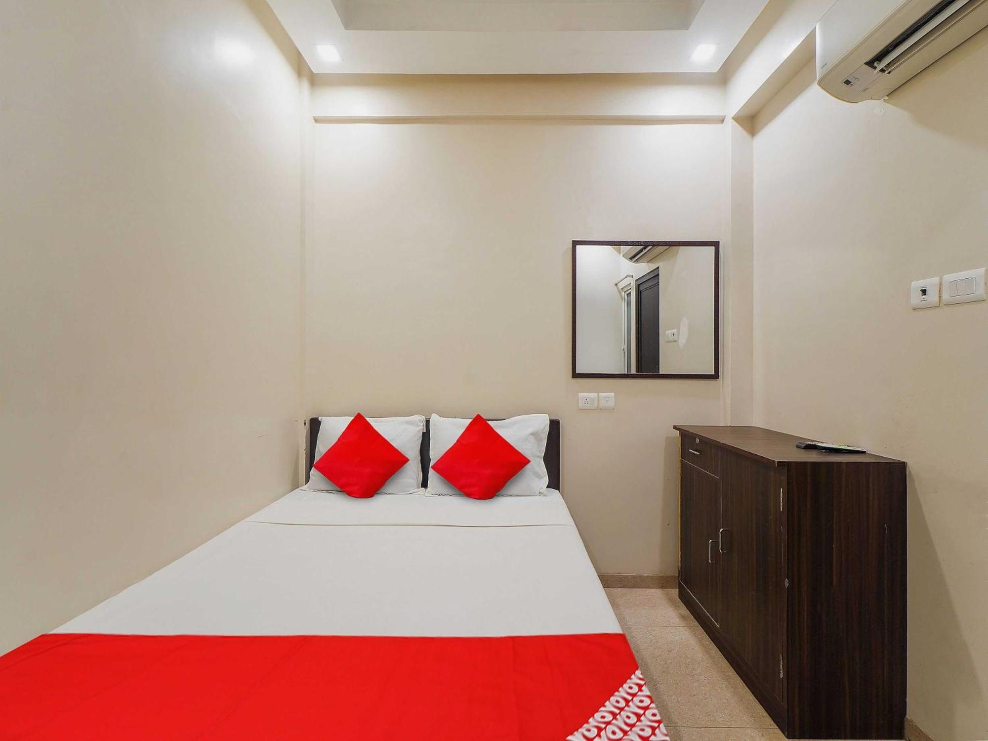 Hotel O Saravana'S Park Chennai Bagian luar foto