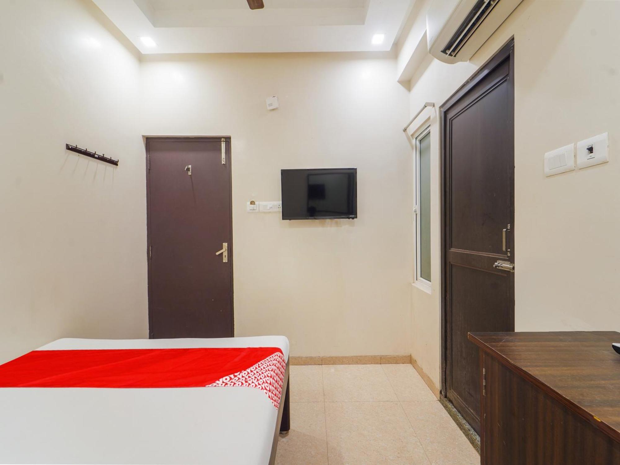 Hotel O Saravana'S Park Chennai Bagian luar foto