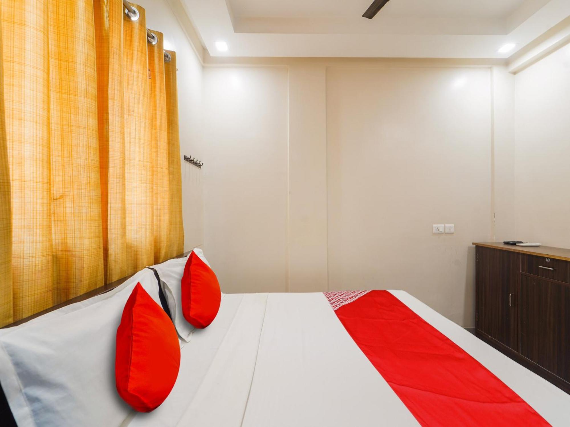 Hotel O Saravana'S Park Chennai Bagian luar foto